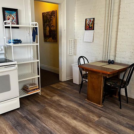 Great Gorge Guesthouse - Walk To The Falls, The Casino And All Downtown Restaurants - Across From The Aquarium Niagara Falls Exteriér fotografie